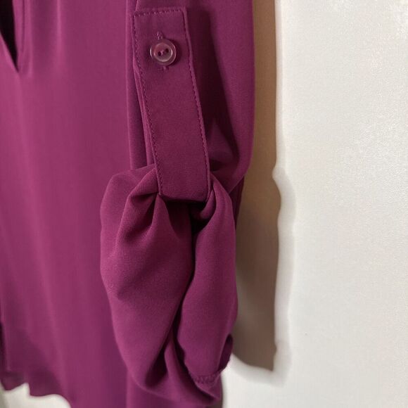 The Limited Womens V Neck Blouse Large Asymmetrical Hem Burgundy Corpcore Career - Picture 3 of 10